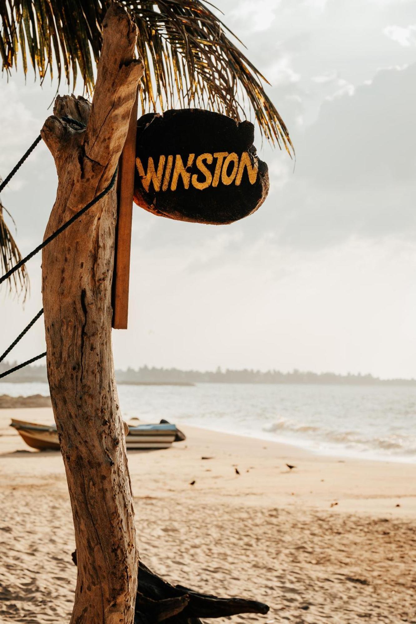 Winston Sea Front Villa Negombo Exterior photo