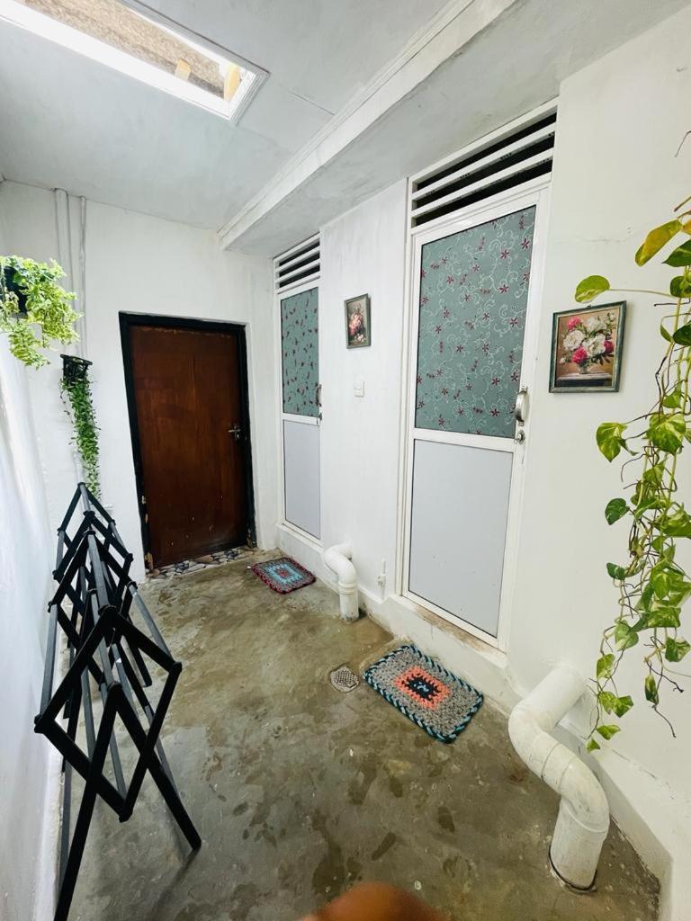 Winston Sea Front Villa Negombo Exterior photo