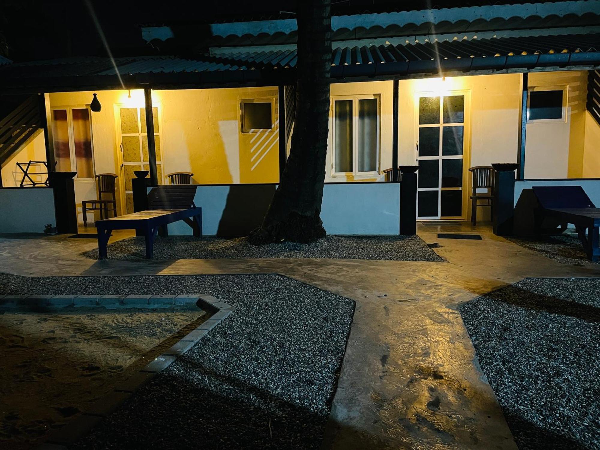 Winston Sea Front Villa Negombo Exterior photo