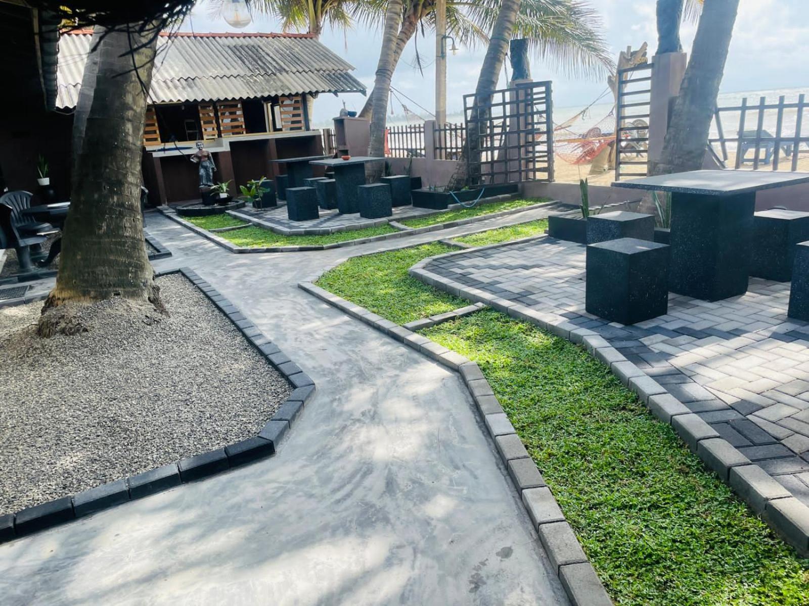 Winston Sea Front Villa Negombo Exterior photo